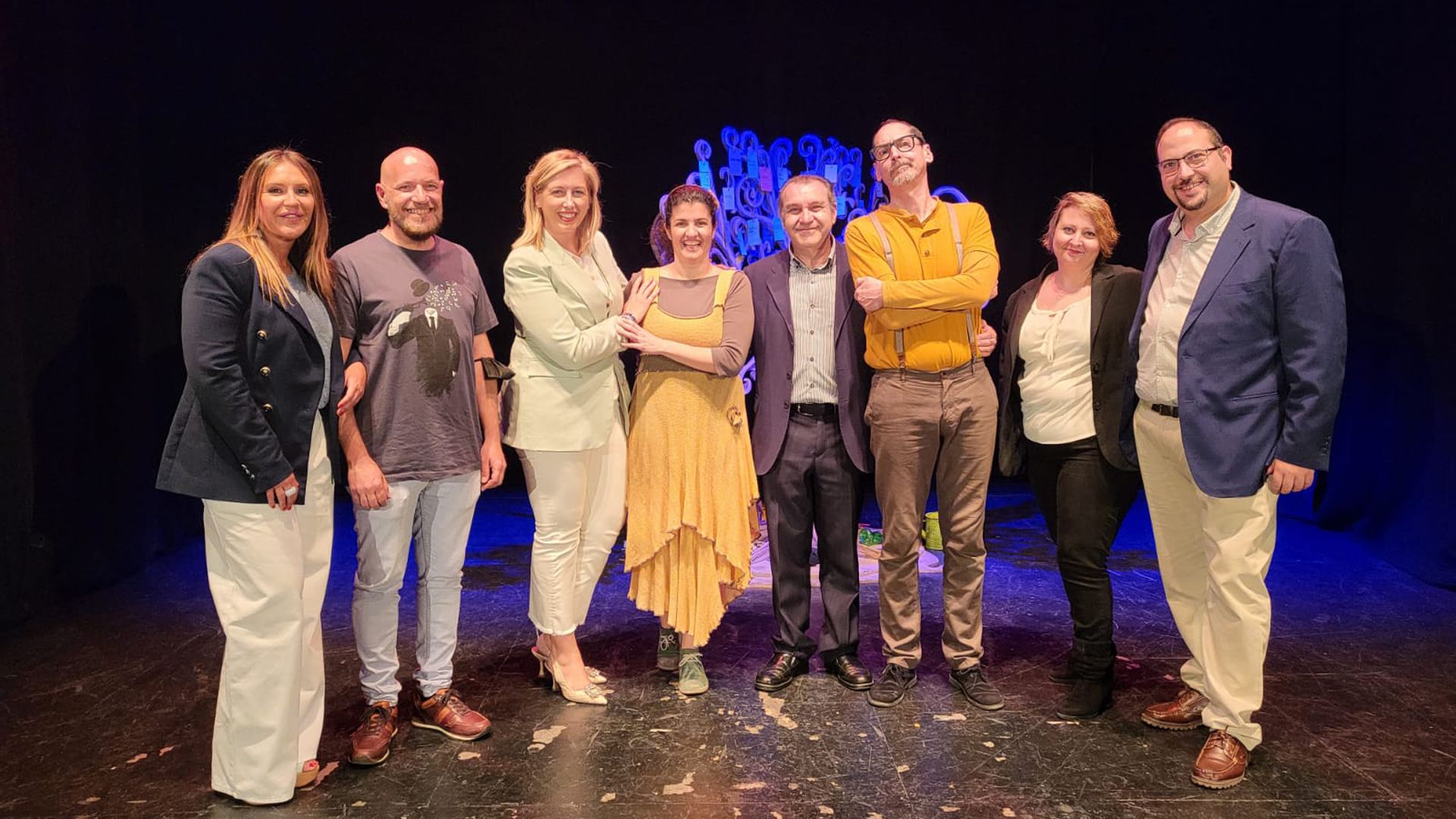 Más de 200 personas disfrutan en Jerez de la Frontera de la obra de teatro familiar “El árbol de mi vida” 
